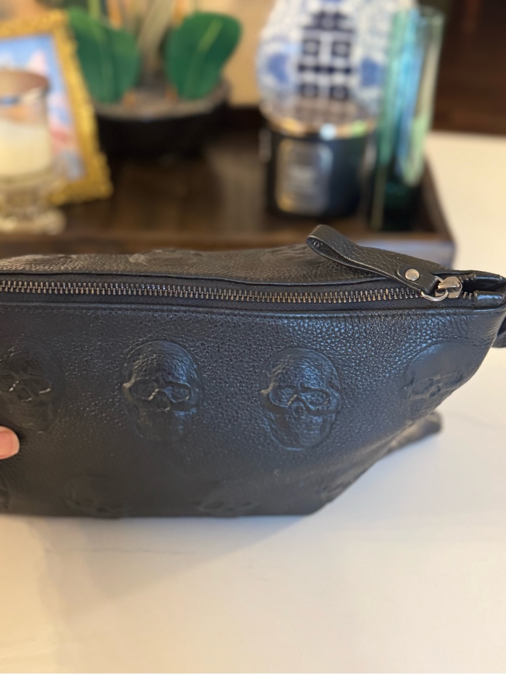 🖤🖤 IO PELLE  ITALIA BLACK LEATHER SCULLS BAG! 🖤🖤 - Picture 7 of 11